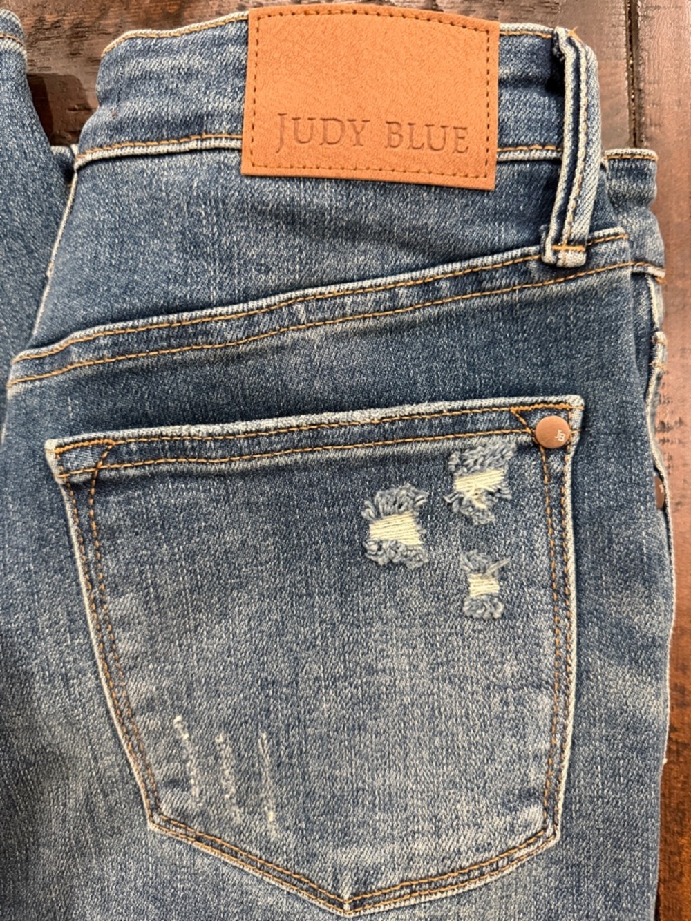 JUDY BLUE Slim Fit Distressed High Rise Jeans 7/28